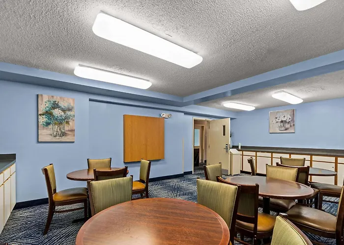 Suburban Studios Sterling - Washington Dulles