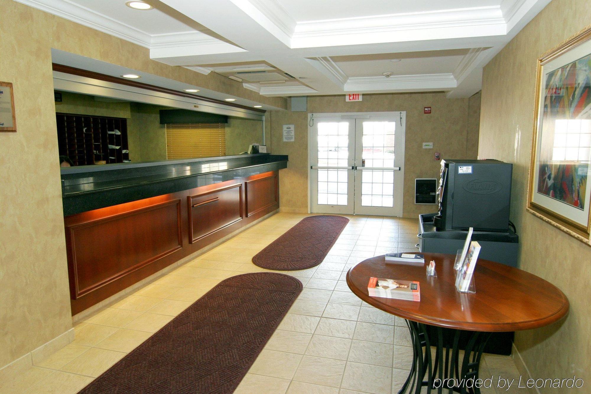 Hotel Suburban - Washington Dulles