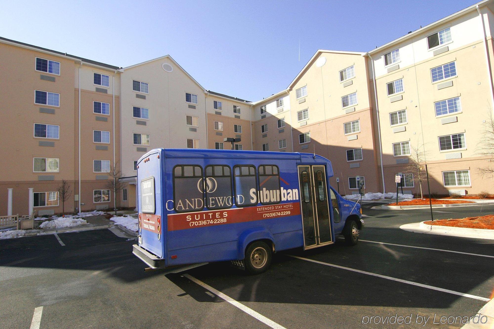Suburban - Washington Dulles 2*